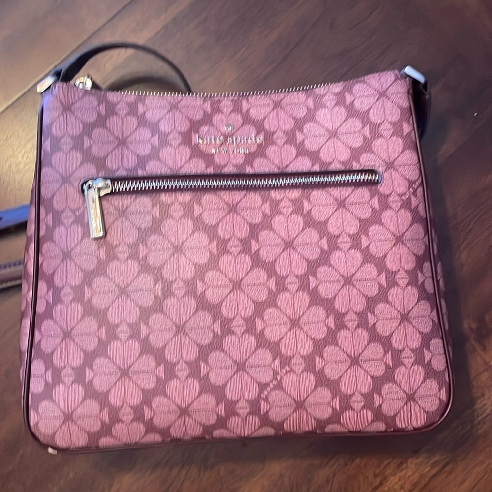 Kate Spade Signature Spade Flower Swing pack Crossbody Grenache Multi